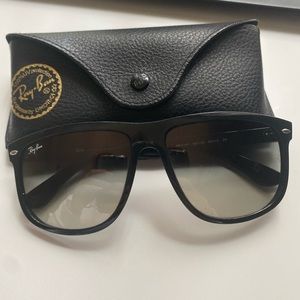 Ray-Ban RB4147 “boyfriend” sunglasses